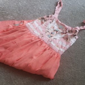 Woman's dress